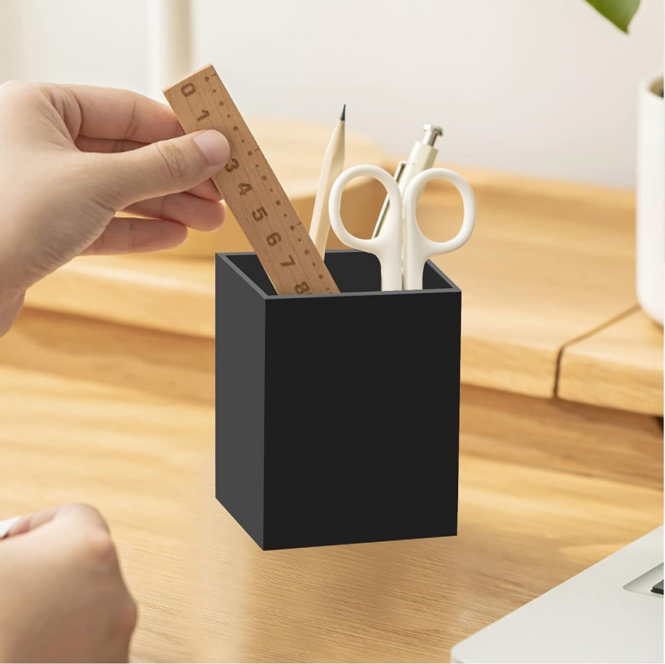 Acrylic pen holder