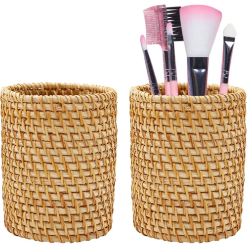 Woven rattan desktop pen holder